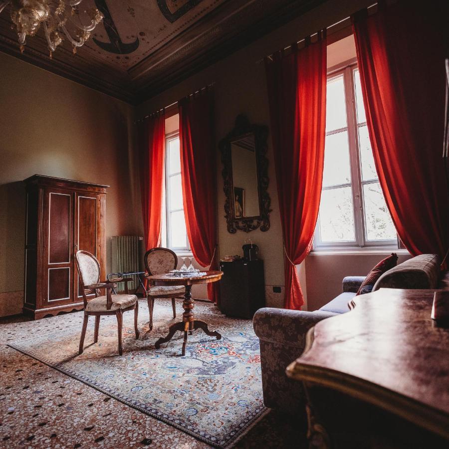 Готель Salotto Delle Arti Модена Екстер'єр фото