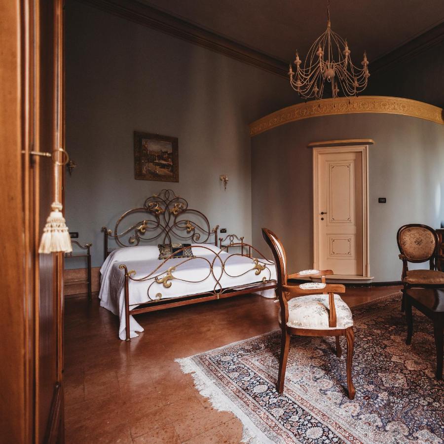 Готель Salotto Delle Arti Модена Екстер'єр фото